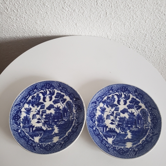 2 Vintage Willow Ware by Royal China Side 6" Small Plates Saucers Blue White - Picture 4 of 10